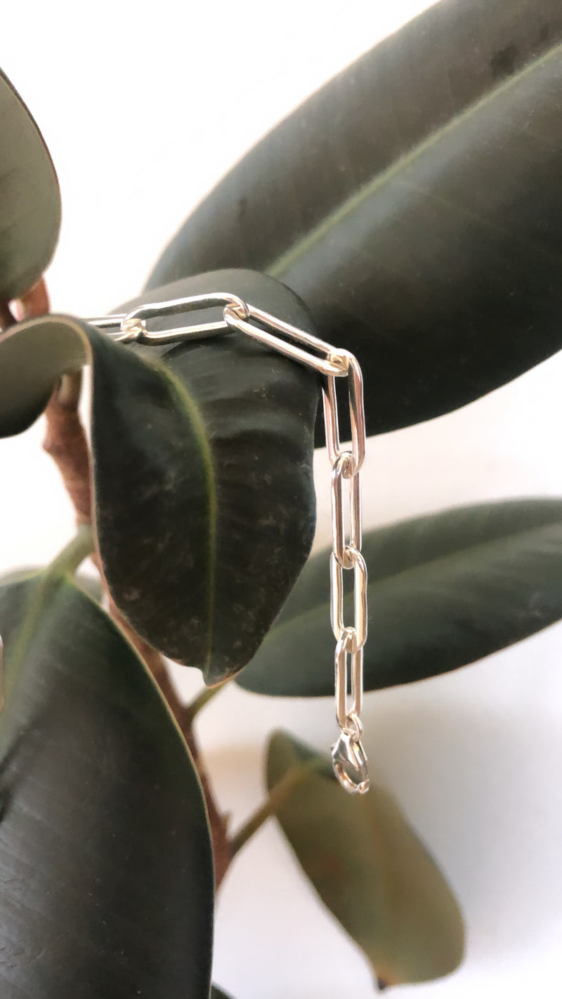 Form Link Bracelet