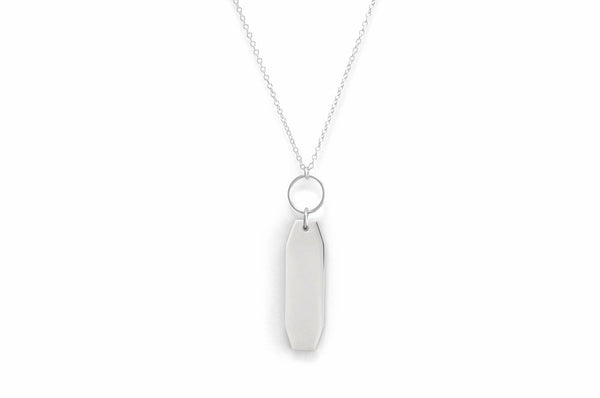 PLATEAU PENDANT NECKLACE