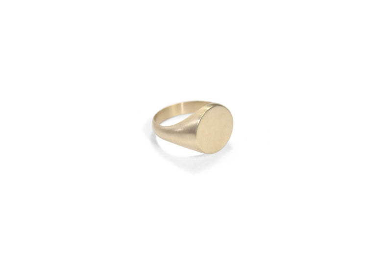 REFLECTION SIGNET RING